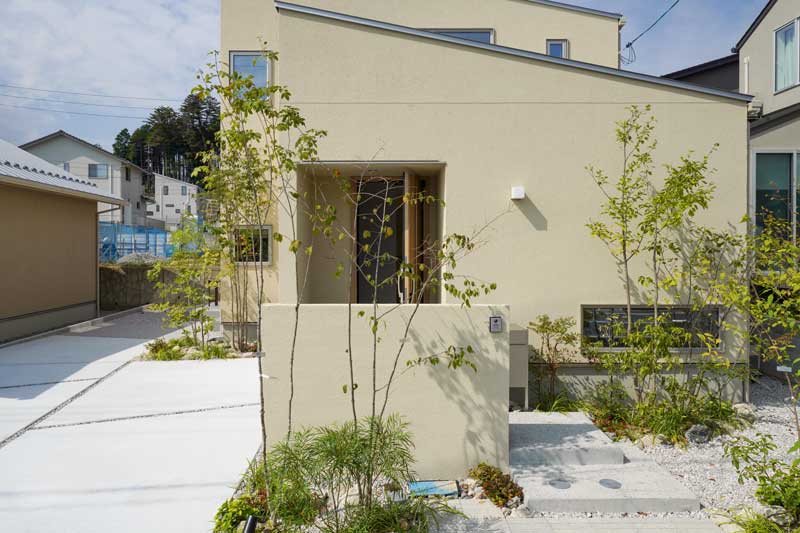 四季の彩りを楽しむ、心やすらぐ住まい