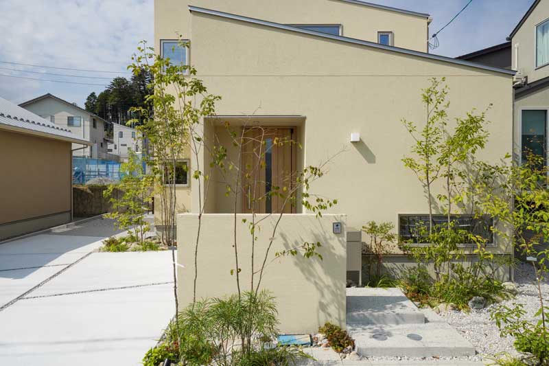 四季の彩りを楽しむ、心やすらぐ住まい