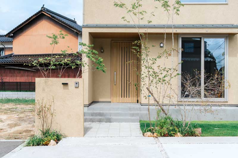 控えめな美しさが際立つ、ミニマル・デザイン・ガーデン