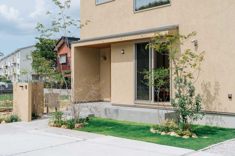 控えめな美しさが際立つ、ミニマル・デザイン・ガーデン